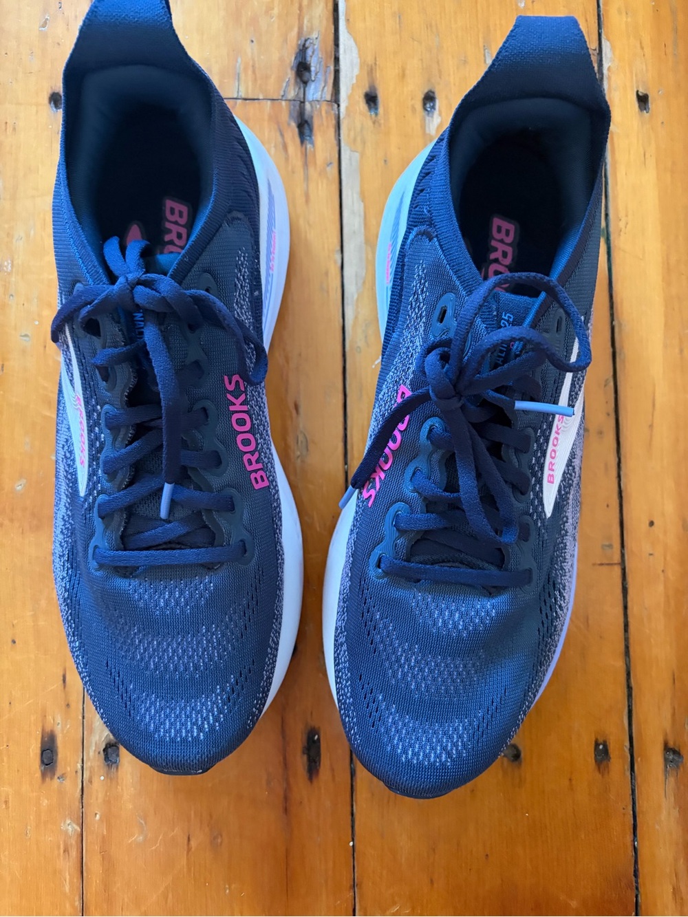 Brooks Women's Adrenaline GTS 25 Running Shoe
